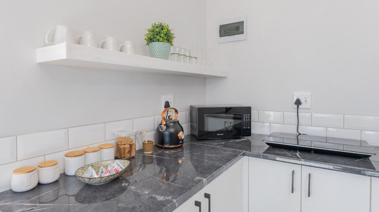 34.4 Degrees South Studio Apartment Agulhas Eksteriør bilde