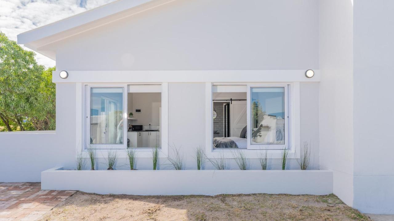 34.4 Degrees South Studio Apartment Agulhas Eksteriør bilde